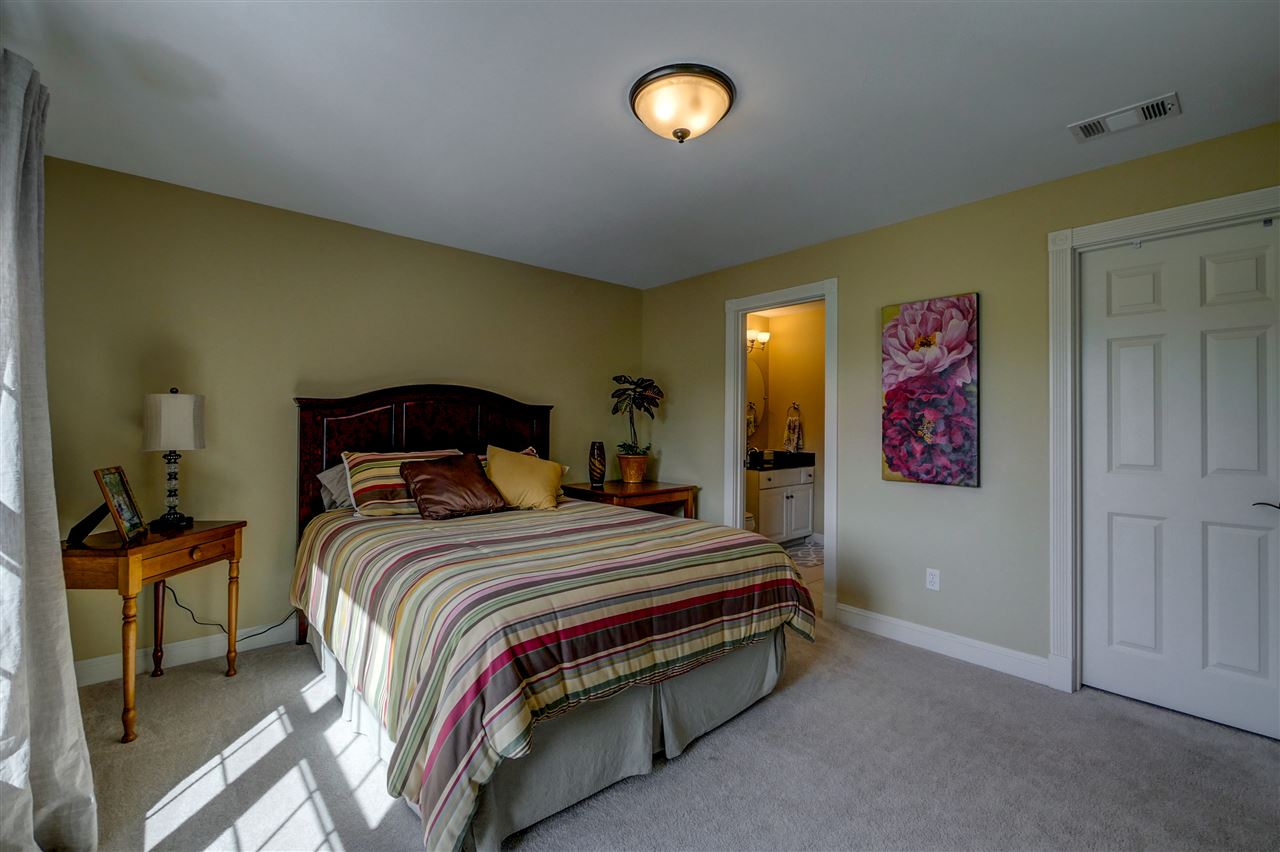 88 King Road Bedford, NH 03110 - Photo 23 of 40