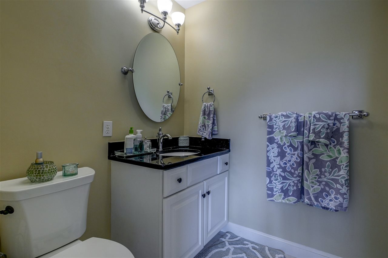 88 King Road Bedford, NH 03110 - Photo 24 of 40