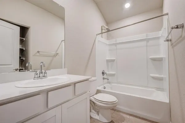 $2,300 | 208 Fieldstone Drive, Melissa, TX 75454