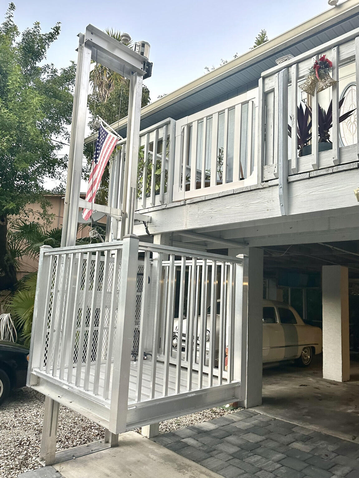 22 Stirrup Key Road Marathon, FL 33050 - Photo 15 of 15 a view of a house with a porch