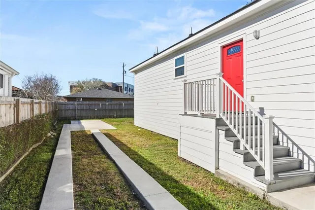 $199,000 | 7638 Lady Gray Street, New Orleans, LA 70127