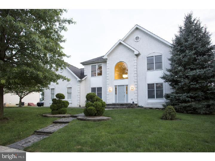 51 Hope Road Holland, PA 18966 - Photo 1 of 22 Front Yard