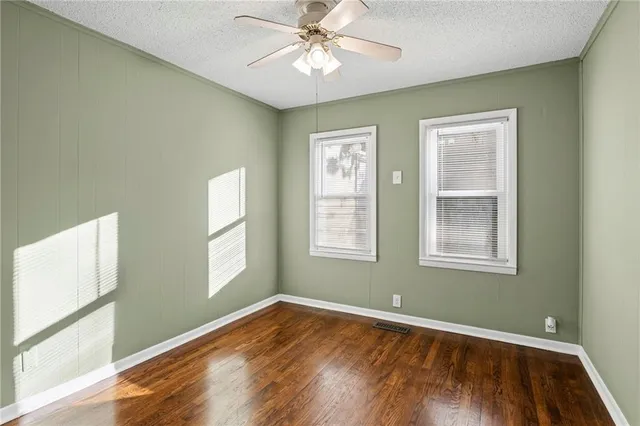 $249,000 | 5940 Nall Avenue, Mission, KS 66202