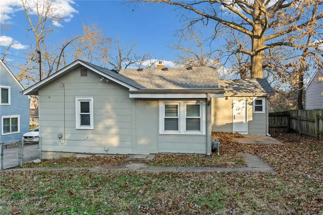 $249,000 | 5940 Nall Avenue, Mission, KS 66202