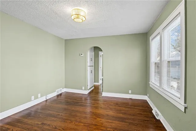 $249,000 | 5940 Nall Avenue, Mission, KS 66202