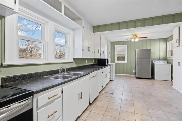 $249,000 | 5940 Nall Avenue, Mission, KS 66202