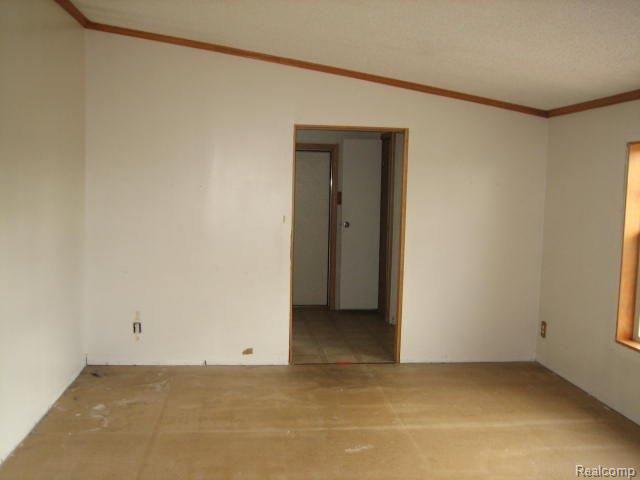 8867 Parker Road Yale, MI 48097 - Photo 6 of 8 8867 parker rd yale 033.jpg