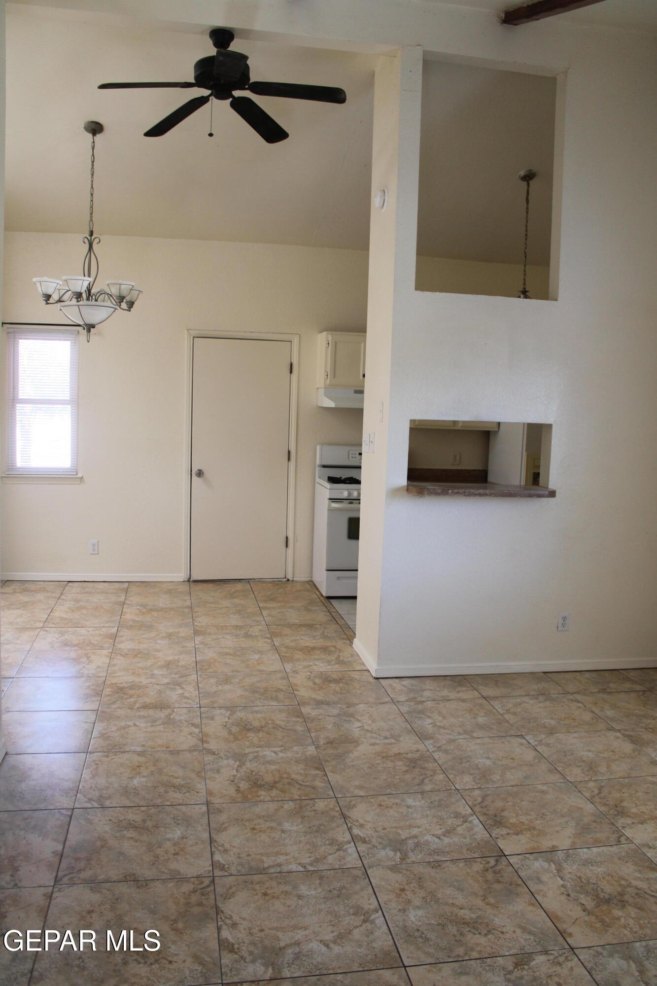 10156 Racoon Drive El Paso, TX 79924 - Photo 5 of 23 IMG_3129