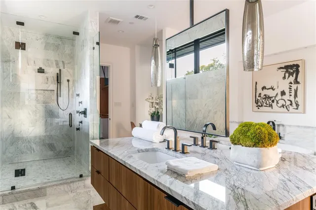 $4,250,000 | 3111 Lake Creek Drive, Highland Village, TX 75077