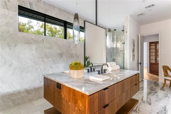 $4,250,000 | 3111 Lake Creek Drive, Highland Village, TX 75077