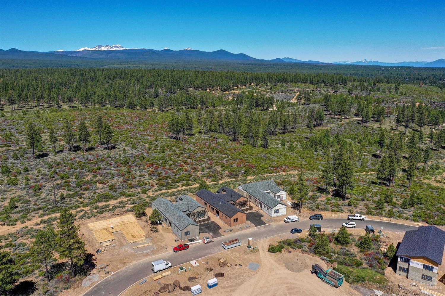 19167 Gateway Loop Bend, OR 97702 - Photo 15 of 21 Additional Photo
