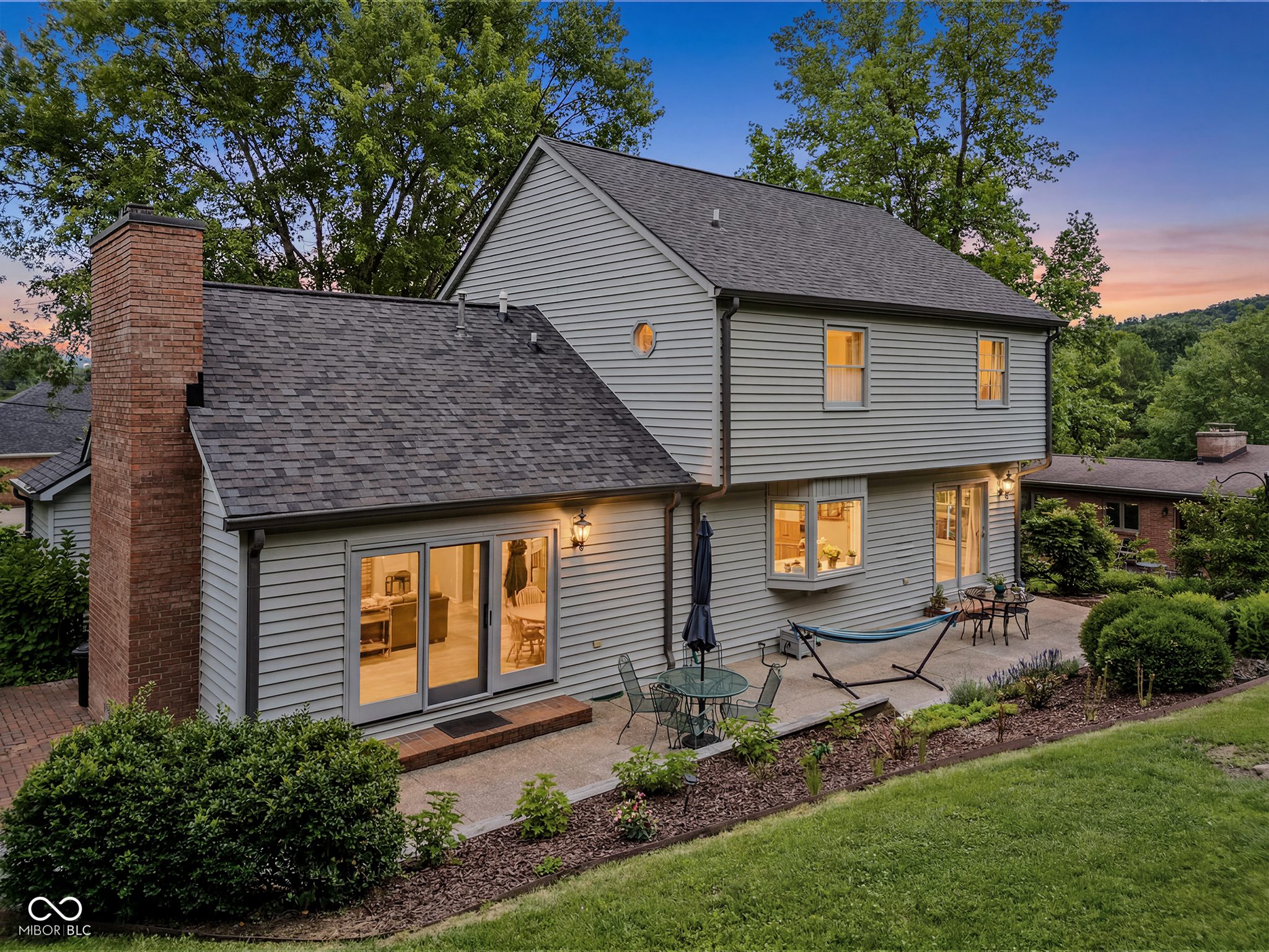9956 West Raintree Drive North Columbus, IN 47201 - Photo 3 of 58
