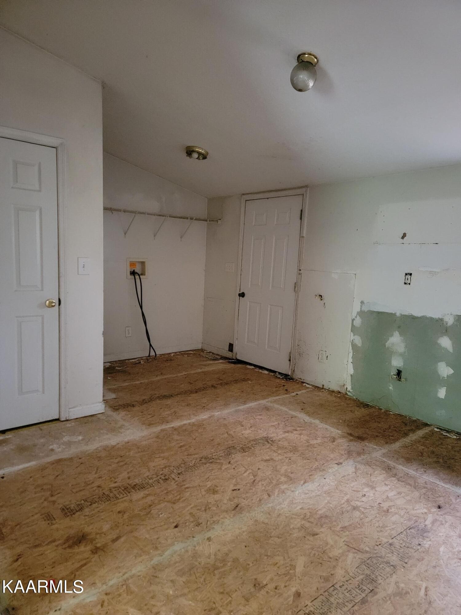 132 Forest Road Oliver Springs, TN 37840 - Photo 6 of 12 Gallery Image 6