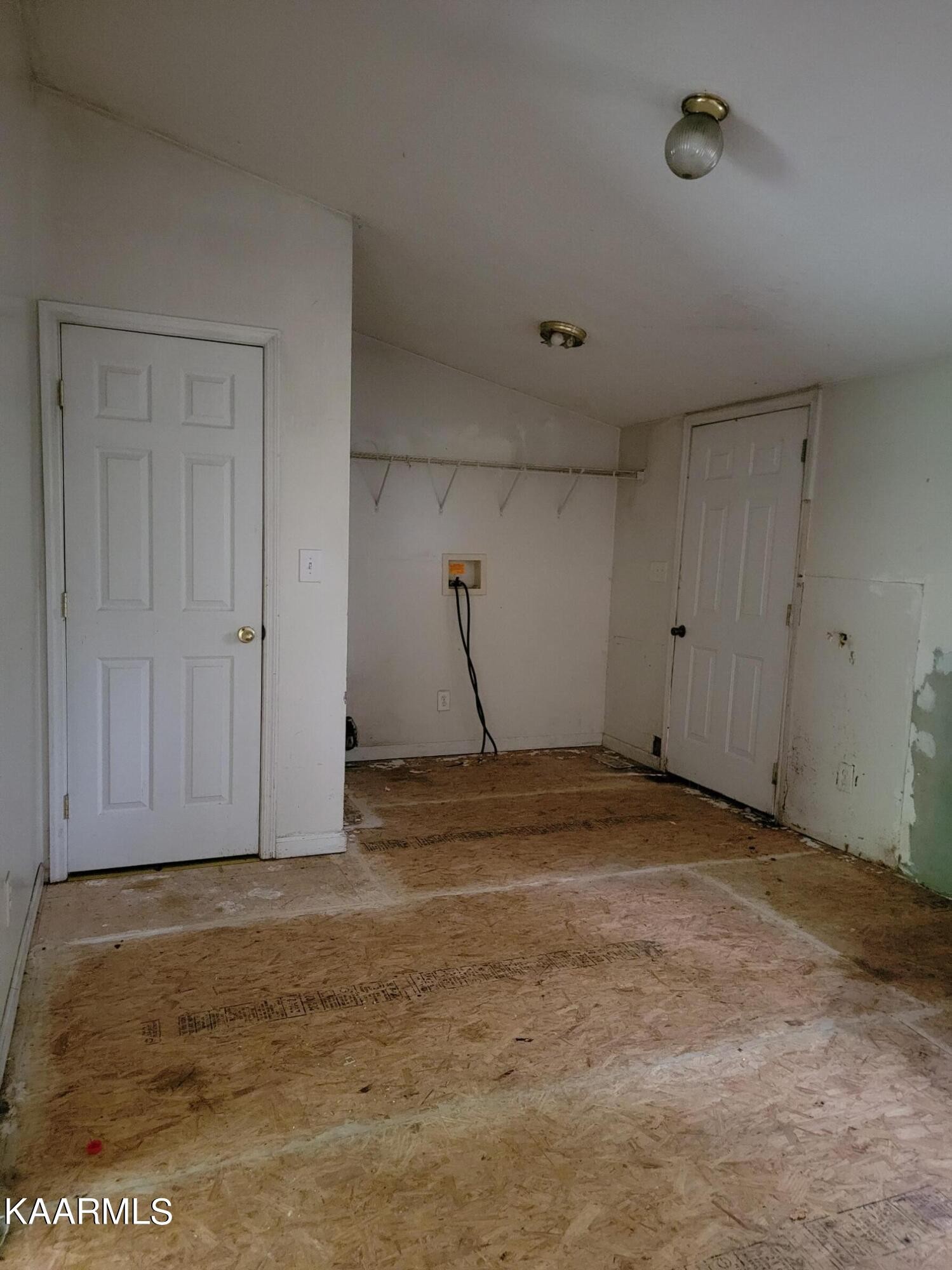 132 Forest Road Oliver Springs, TN 37840 - Photo 7 of 12 Gallery Image 7