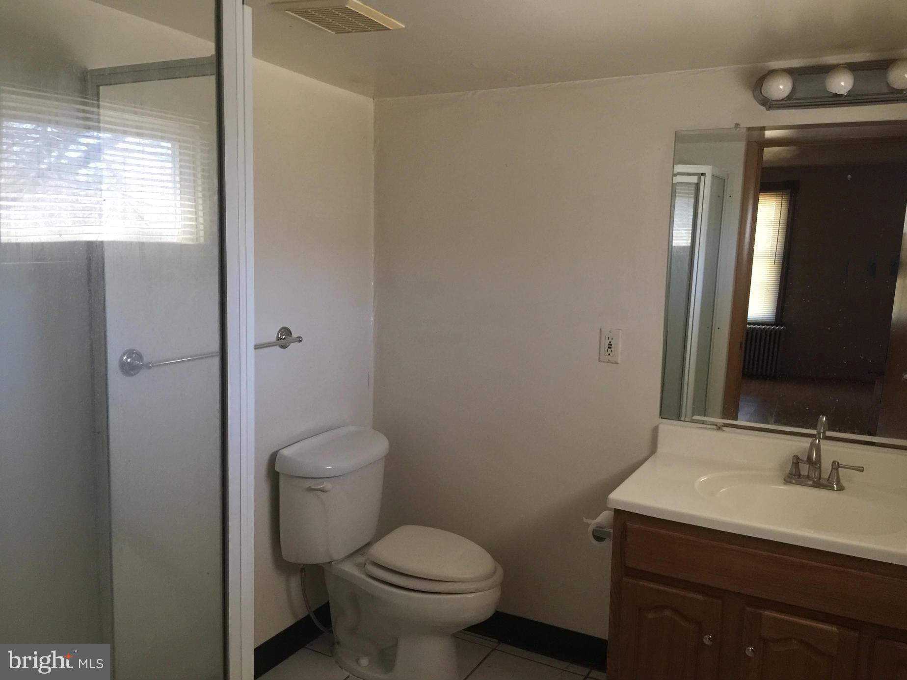 73 Ritters Lane Owings Mills, MD 21117 - Photo 10 of 12 Master Bathroom