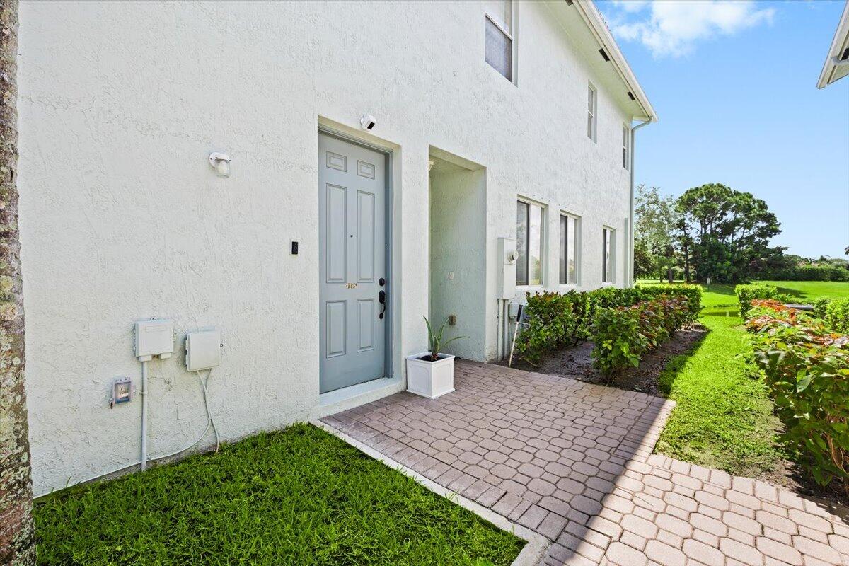3175 Laurel Ridge Circle Riviera Beach, FL 33404 - Photo 24 of 36 03-424A9375