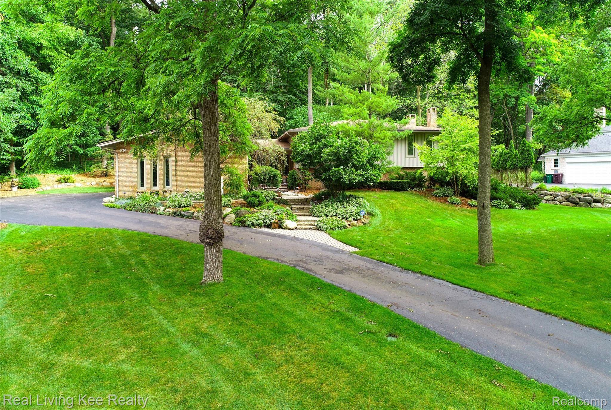 219 Beechview Drive Rochester, MI 48306 - Photo 64 of 64 beechview .jpg