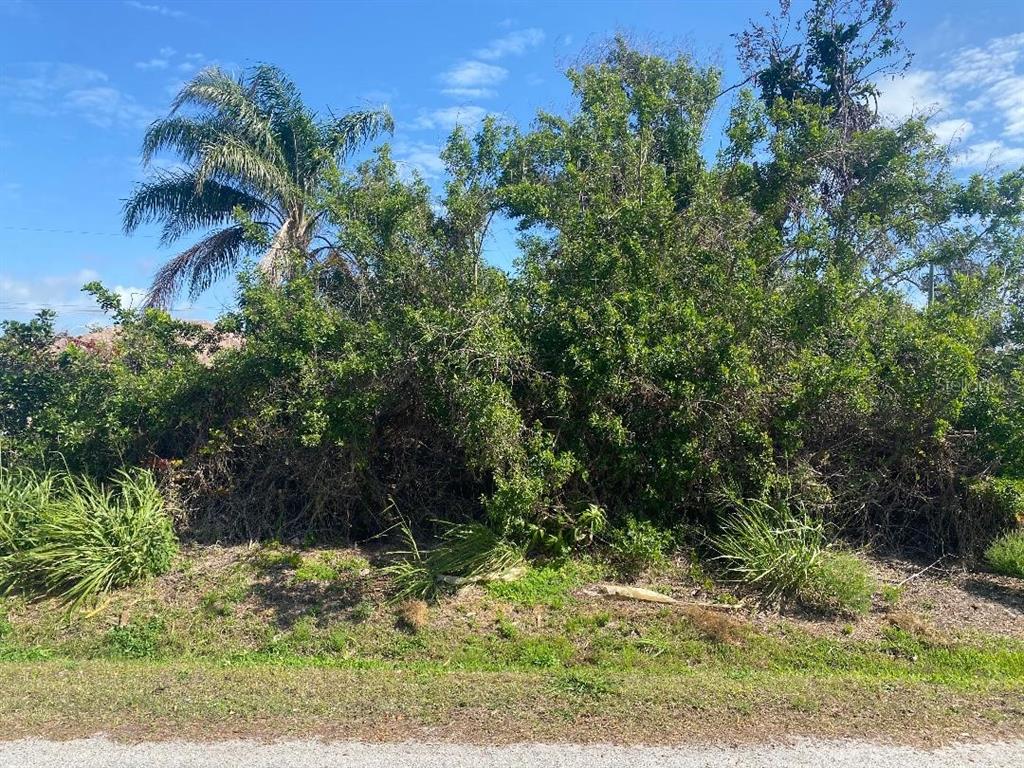 Rainbow Road Venice, FL 34293 - Photo 1 of 1