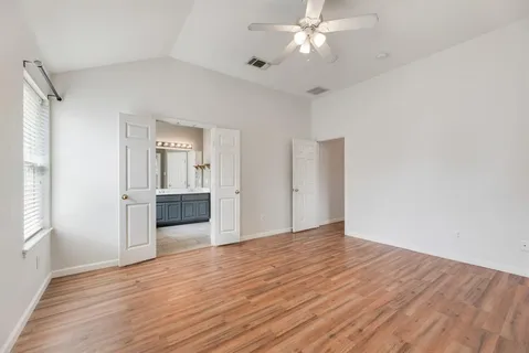 $330,000 | 104 Goldeneye Lane, Fort Worth, TX 76120