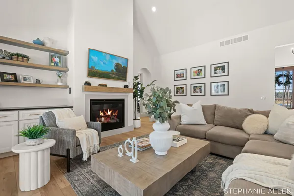 $899,999 | 5467 Cline Road, Fruitport, MI 49415