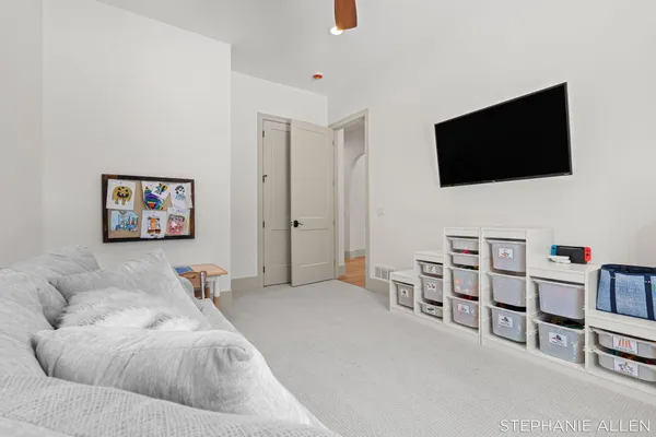 $899,999 | 5467 Cline Road, Fruitport, MI 49415