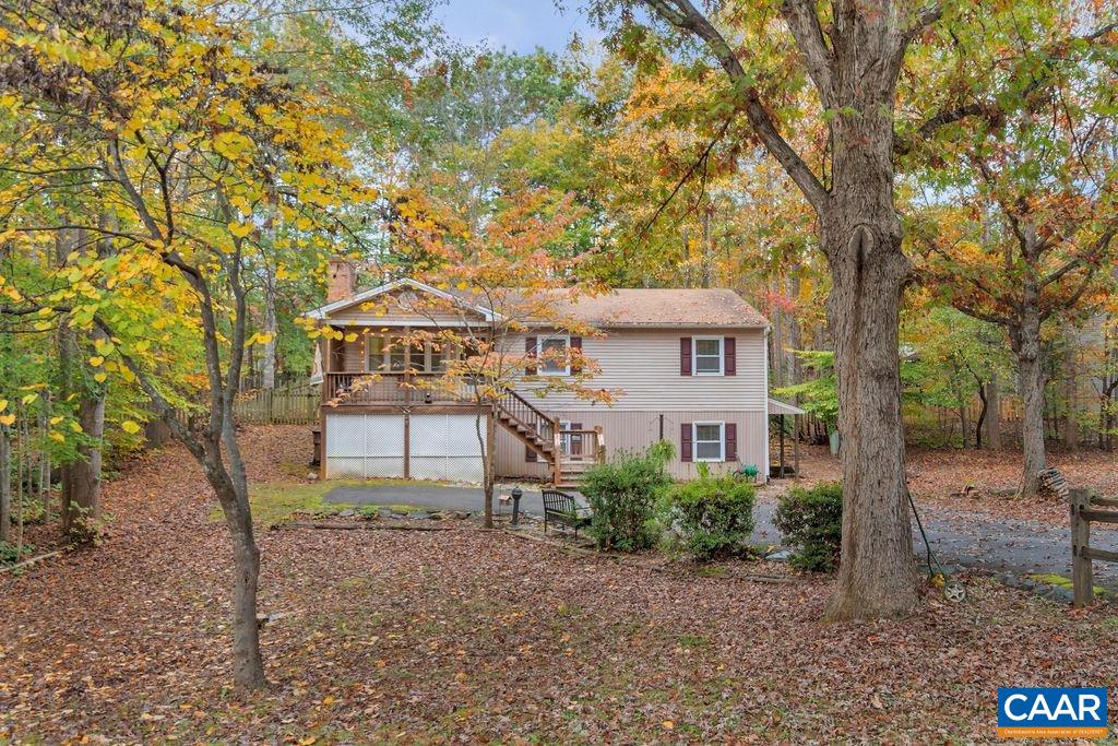 3 Stonefield Road Palmyra, VA 22963 - Photo 32 of 48 a front view of a house with a yard