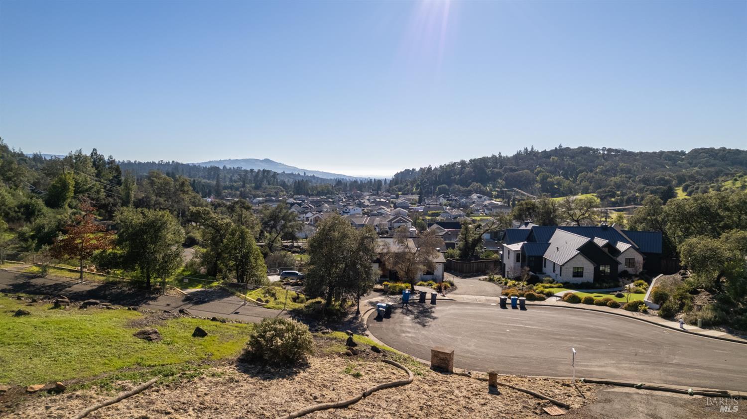 3512 Hanover Place Santa Rosa, CA 95404 - Photo 7 of 7 View and culdesac location