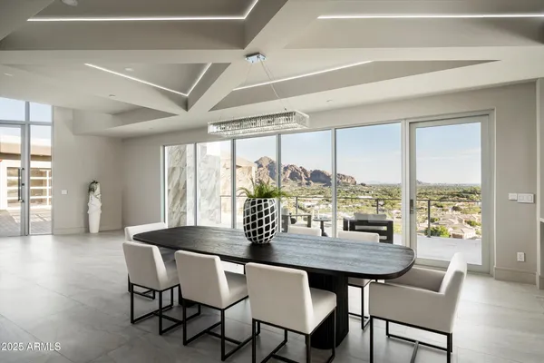 $10,999,000 | 6800 North 39th Place, Paradise Valley, AZ 85253