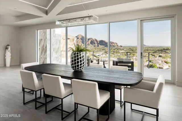 $11,995,000 | 6800 North 39th Place, Paradise Valley, AZ 85253