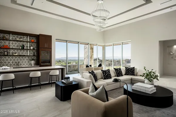 $10,999,000 | 6800 North 39th Place, Paradise Valley, AZ 85253