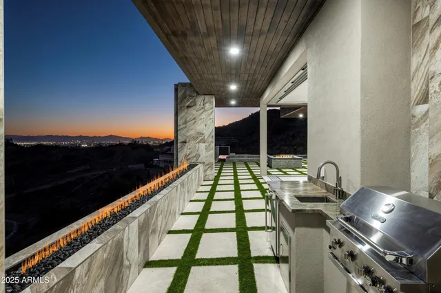 $11,995,000 | 6800 North 39th Place, Paradise Valley, AZ 85253