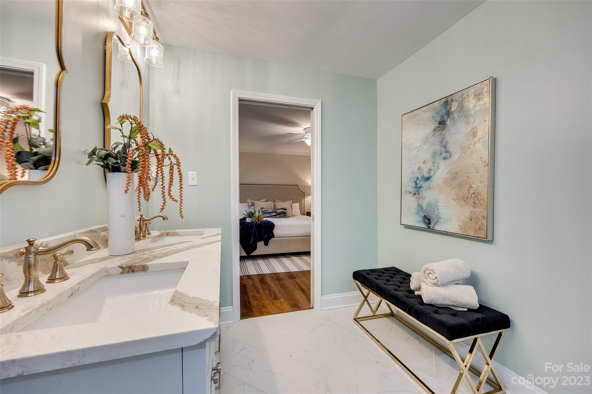 6 Sandy Cove Road Lake Wylie, SC 29710 - Photo 24 of 33 a living room with furniture and a mirror