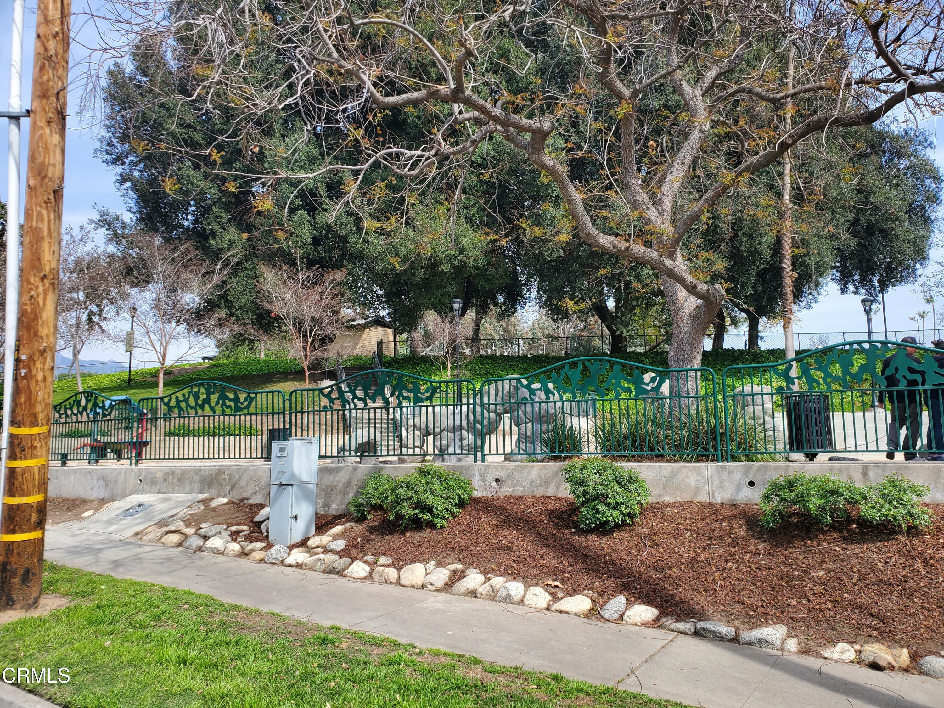 905 Chapman Avenue Pasadena, CA 91103 - Photo 20 of 20 a view of a park with large trees