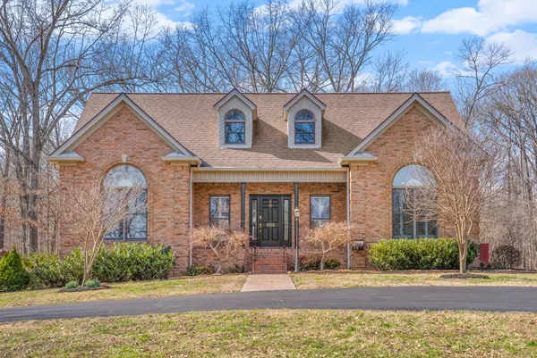 $649,900 | 1585 Everett Lane, Hopkinsville, KY 42240