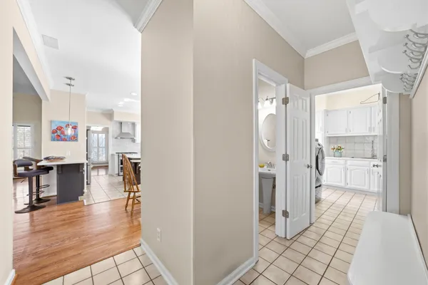 $649,900 | 1585 Everett Lane, Hopkinsville, KY 42240
