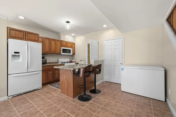 $649,900 | 1585 Everett Lane, Hopkinsville, KY 42240