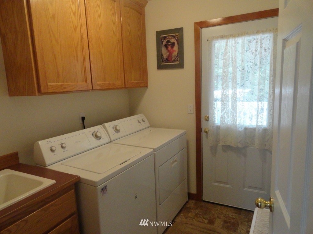 1158 Portage Road Camano Island, WA 98282 - Photo 13 of 25 Gallery Image 13