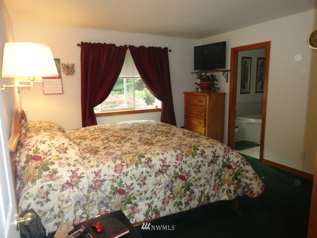 1158 Portage Road Camano Island, WA 98282 - Photo 15 of 25 Gallery Image 15
