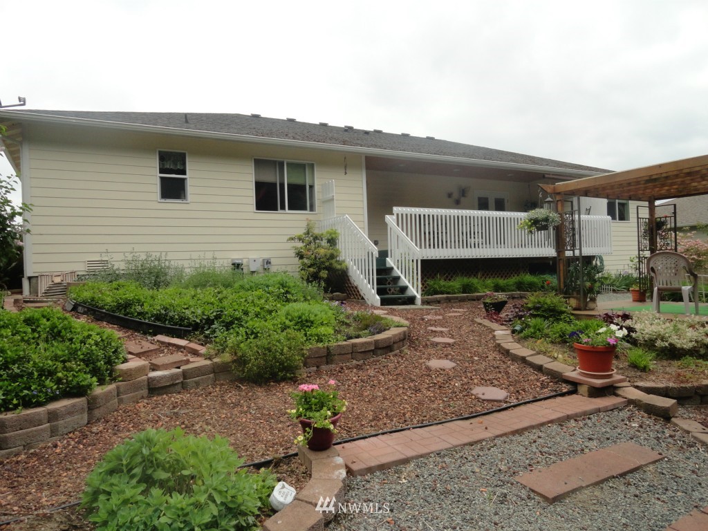 1158 Portage Road Camano Island, WA 98282 - Photo 22 of 25 Gallery Image 22