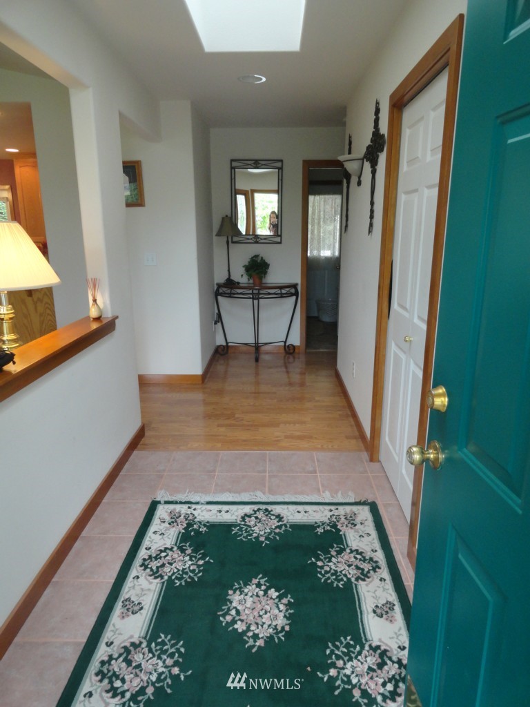 1158 Portage Road Camano Island, WA 98282 - Photo 4 of 25 Gallery Image 4