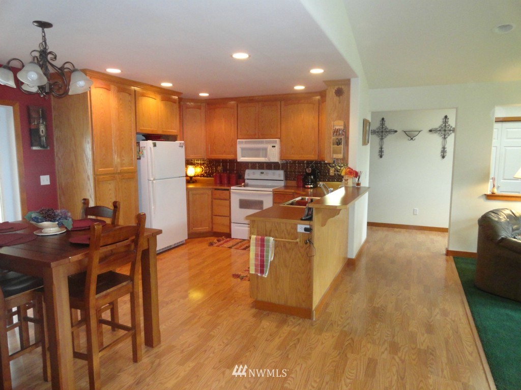 1158 Portage Road Camano Island, WA 98282 - Photo 8 of 25 Gallery Image 8