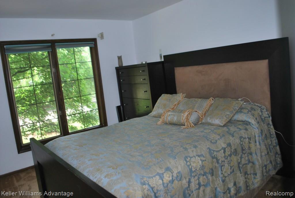 31241 Country Ridge Circle Farmington, MI 48331 - Photo 19 of 56 1ST BEDROOM