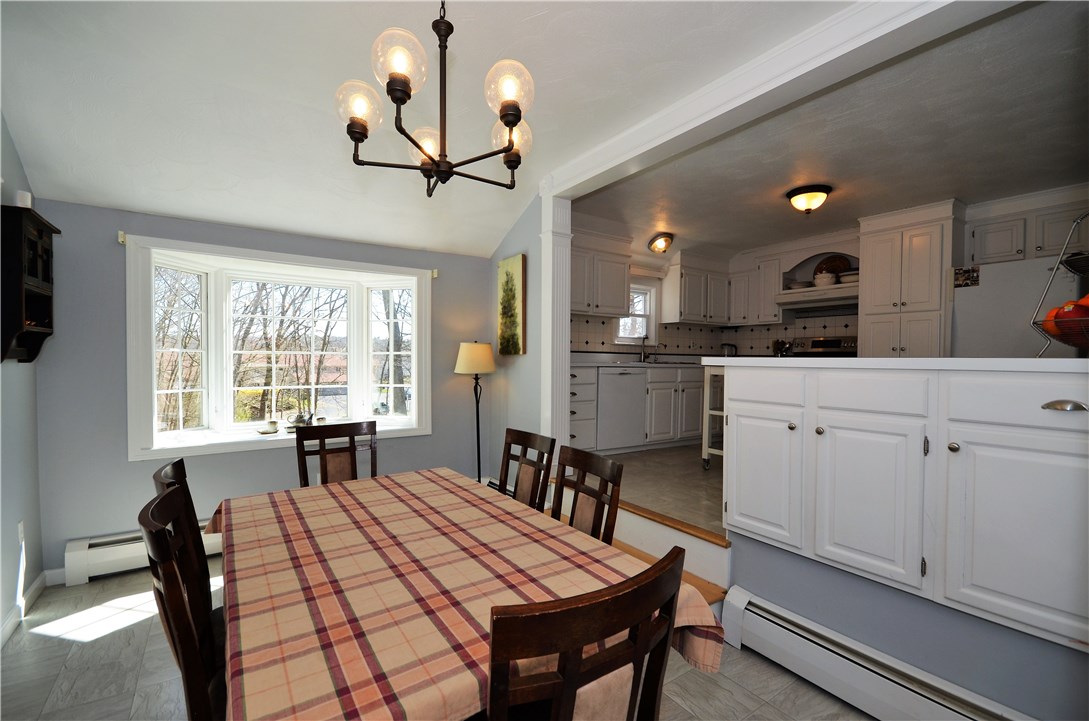 233 Old County Road Smithfield, RI 02917 - Photo 11 of 40