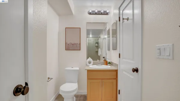 $799,800 | 170 North N Street, Unit 102, Livermore, CA 94550