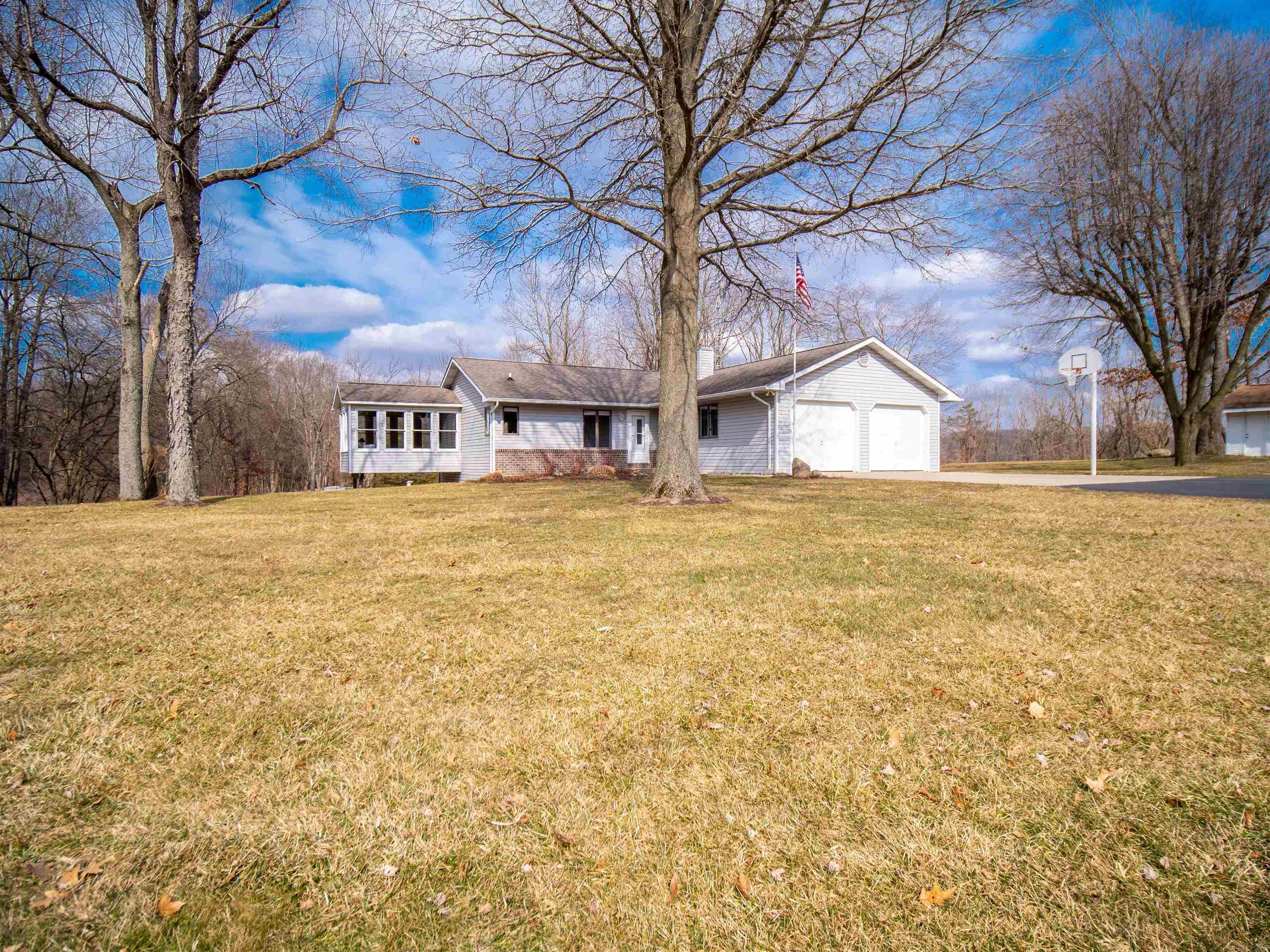 3340 West Landis Road Angola, IN 46703 - Photo 1 of 36 Gallery Image 1
