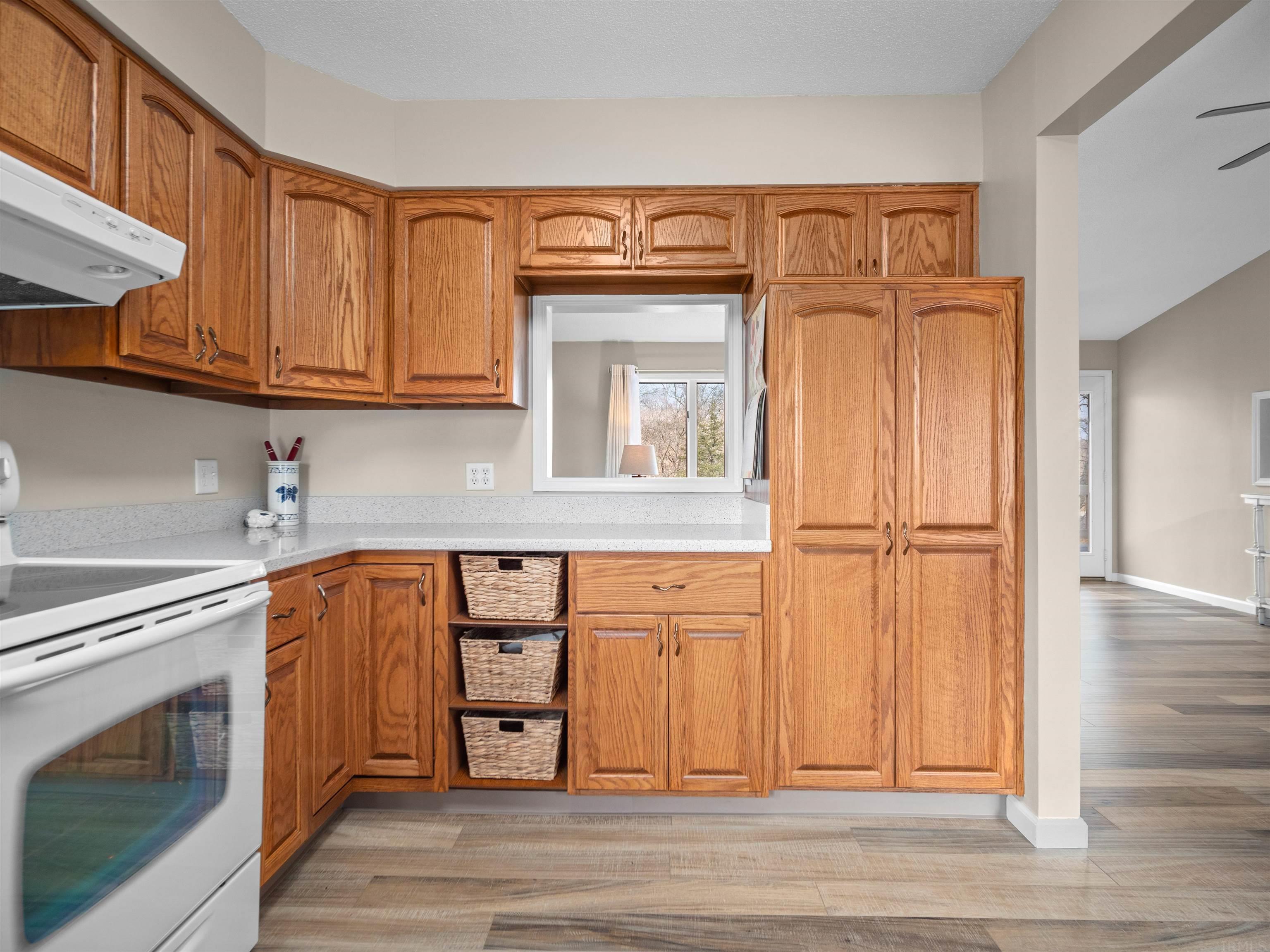 3340 West Landis Road Angola, IN 46703 - Photo 10 of 36 Gallery Image 10