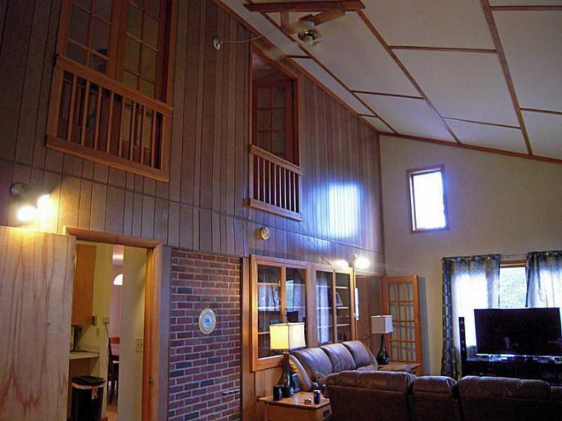 24 River Road Tenants Harbor, ME 04860 - Photo 10 of 14 Living Room. Spacious living room...