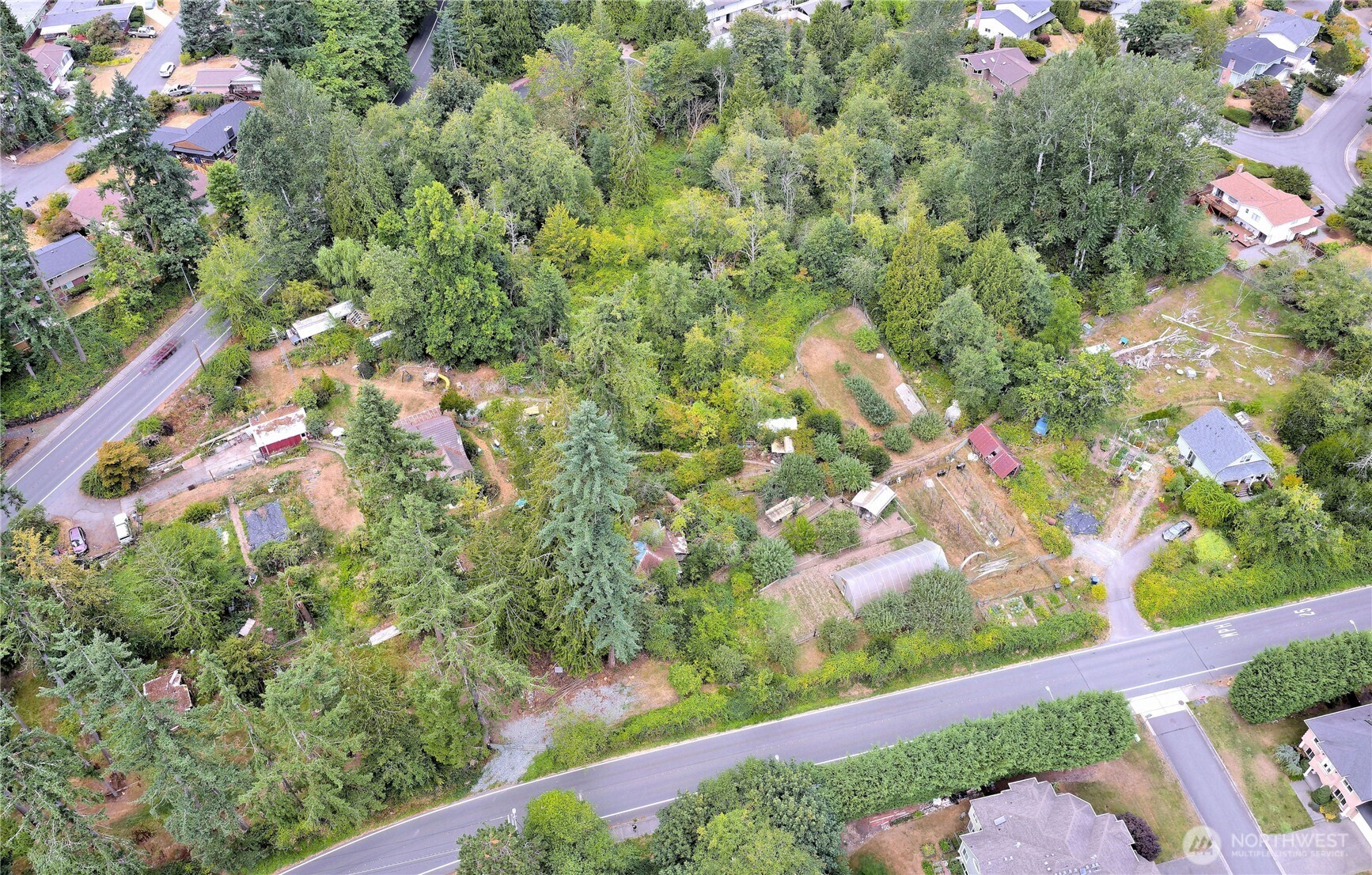 17204 Northup Way Bellevue, WA 98008 - Photo 2 of 30 a view of a city