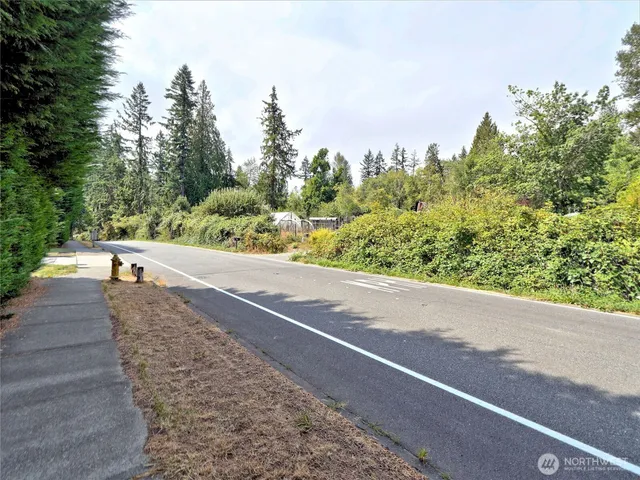 a view of a street view