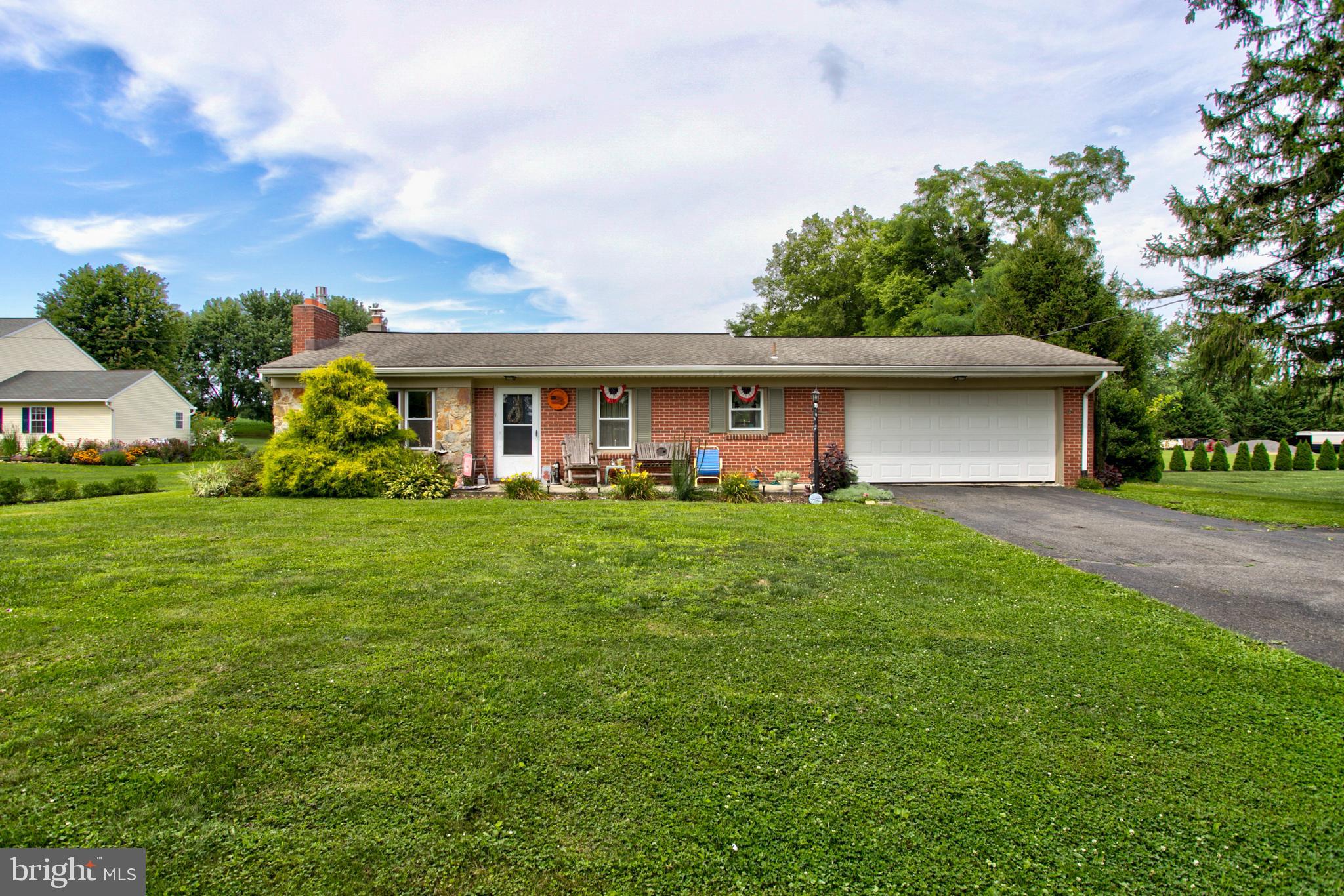 1716 River Road Marietta, PA 17547 - Photo 2 of 28 Gallery Image 2